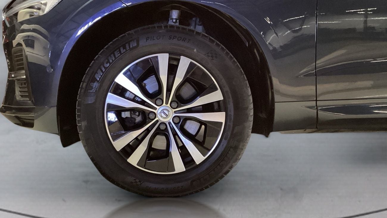 فولفو XC 60 CORE | شامل الضمان | 0 ﺪﻔﻋﺓ ﺃﻮﻟﻯ