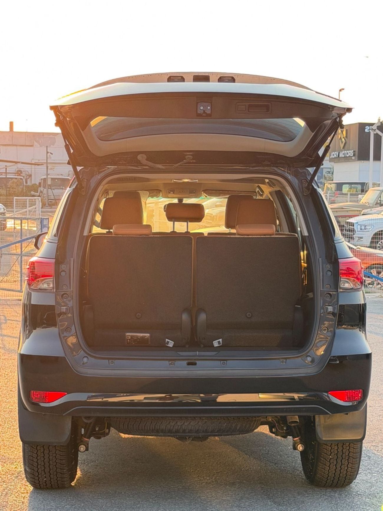 Toyota Fortuner SR5