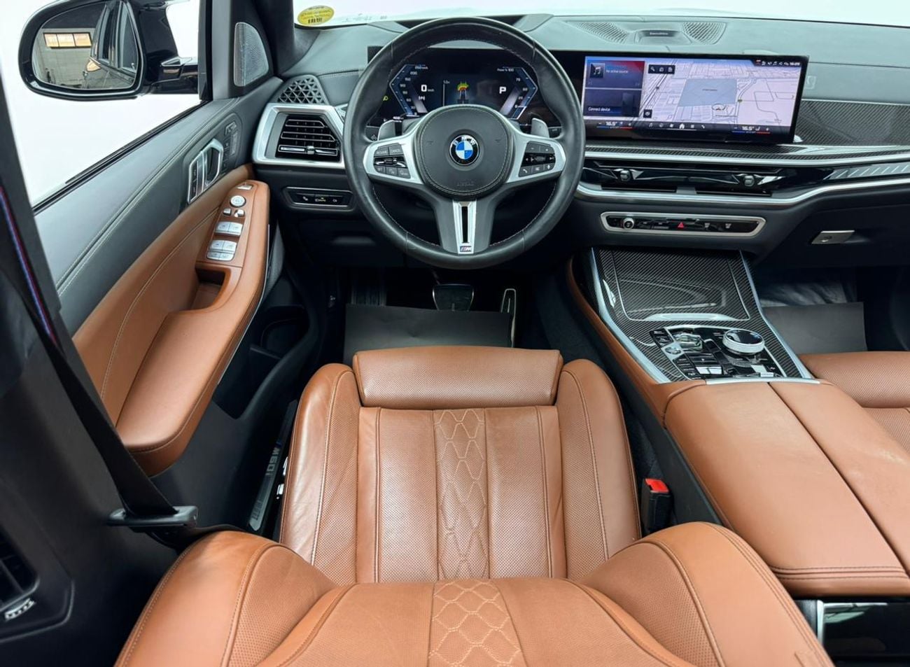 BMW X7 M60i XDRIVE 2024 BMW X7 xDrive, 10/2028 BMW Warranty and Service Pack, BMW Service History, GCC