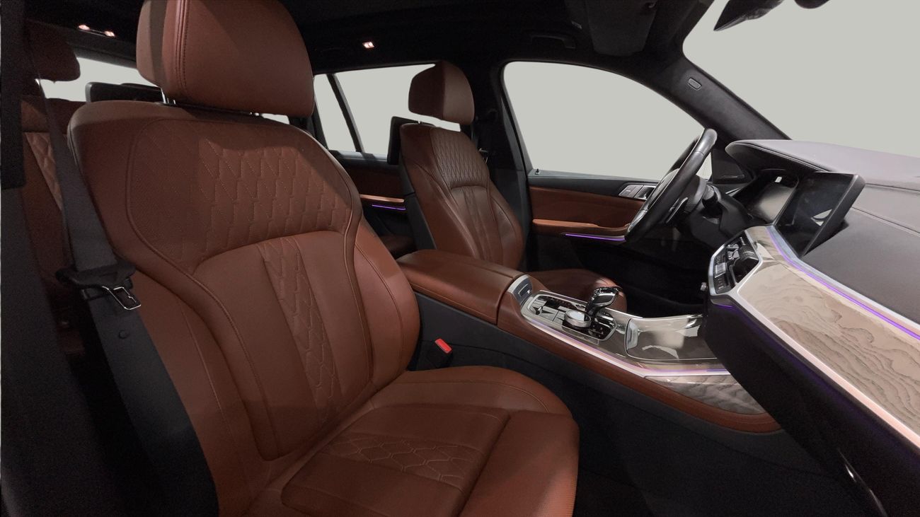BMW X7 M50i 2022 | AED 3442/Month | 0 DP | 30 Day Return | Warranty | Service History