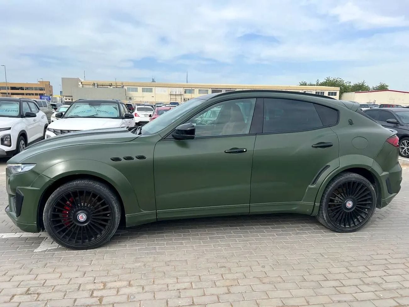 Maserati Levante TROFEO Luxury Performance SUV | American Specs