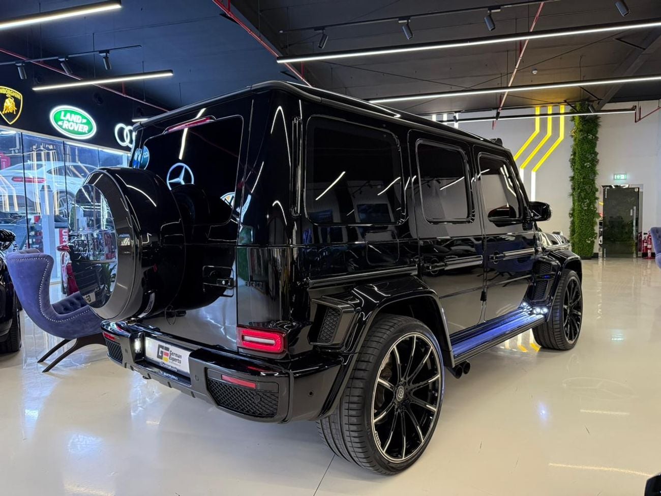 مرسيدس بنز G 63 AMG برابوس G800 سيارة G63 برابوس 800 موديل 2021 - طقم برابوس الأصلي - سجل صيانة كامل