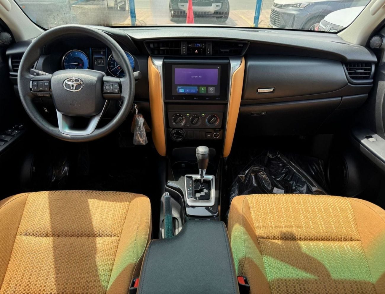 Toyota Fortuner EXR FORTUNER || 2.7L PETROL V4 / FABRIC SEATS / MANUAL AC (CODE # FPMB)