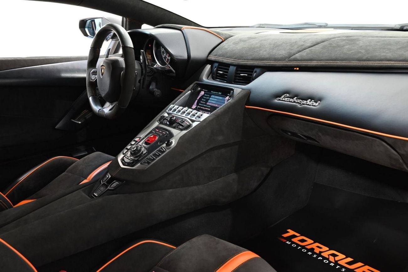 Lamborghini Aventador LP 750-4 Super veloce 2015 Lamborghini Aventador LP 750-4 Super veloce SV Kit, Full Service History, GCC