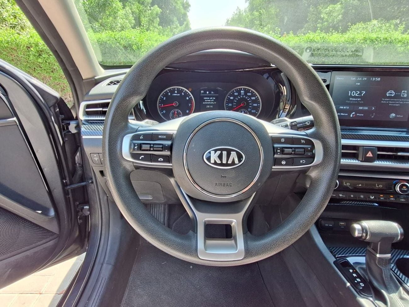 Kia K5 LX