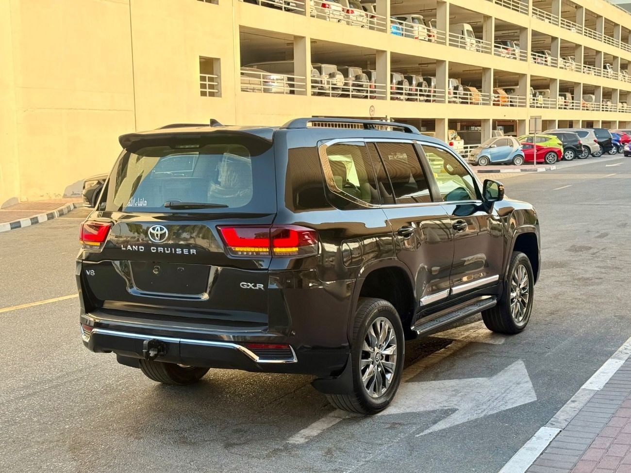 Toyota Land Cruiser GXR 2018 V8/4.6 SHAPE CHANGED NEW KIT 2026