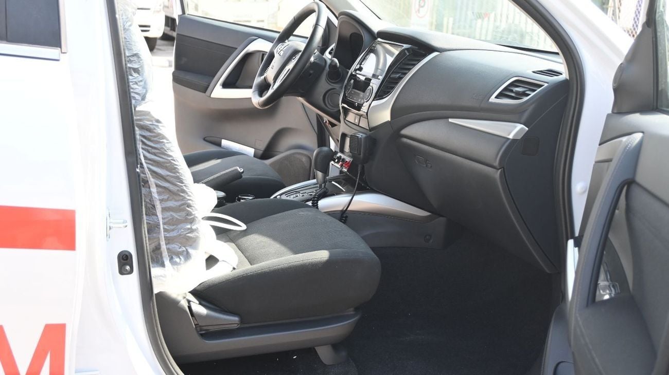 Mitsubishi Pajero MITSUBISHI PAJERO 2.5L AMBULANCE 4WD A/T 7 SEATER (2023 MY)