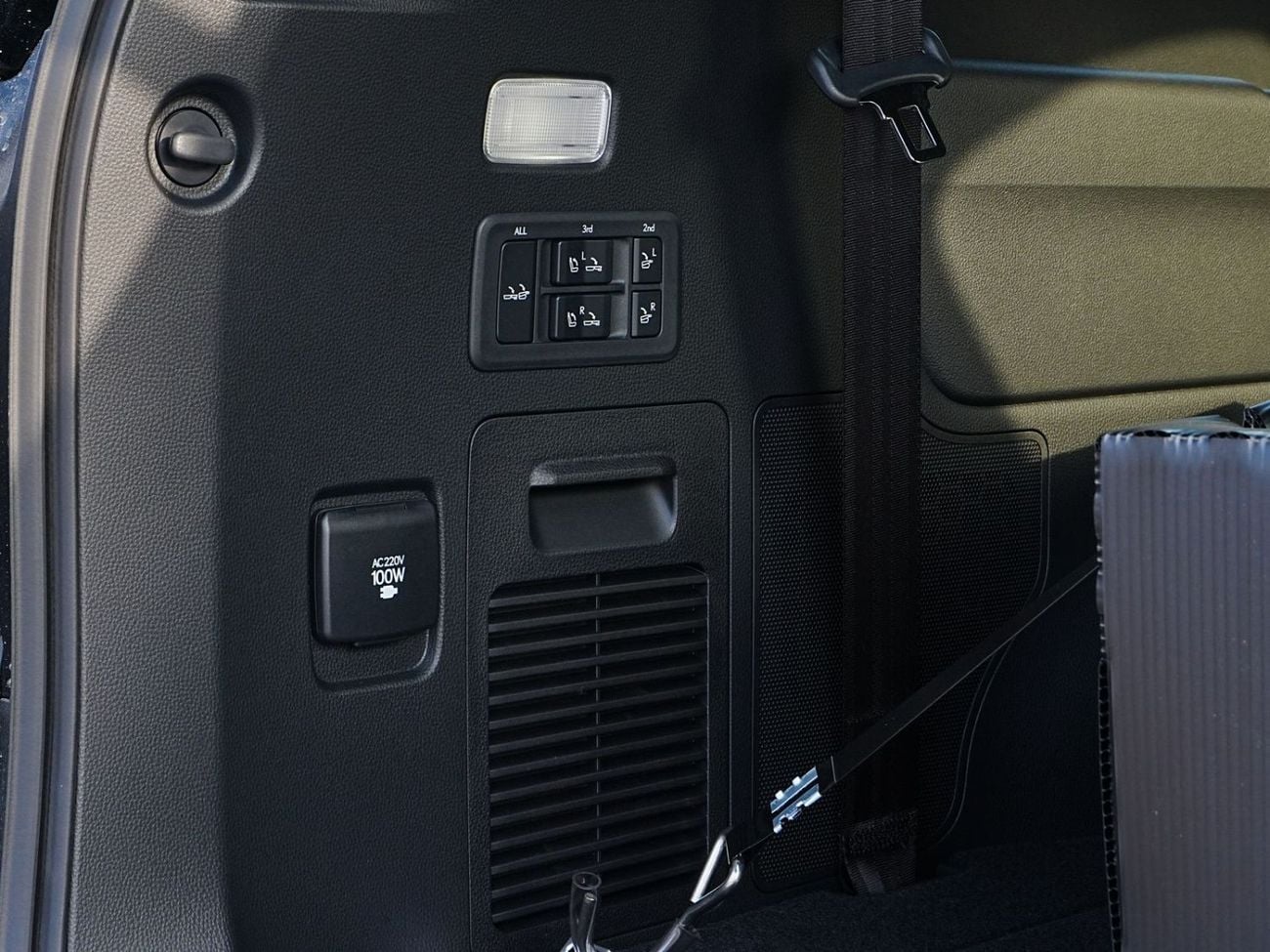 Lexus LX 500