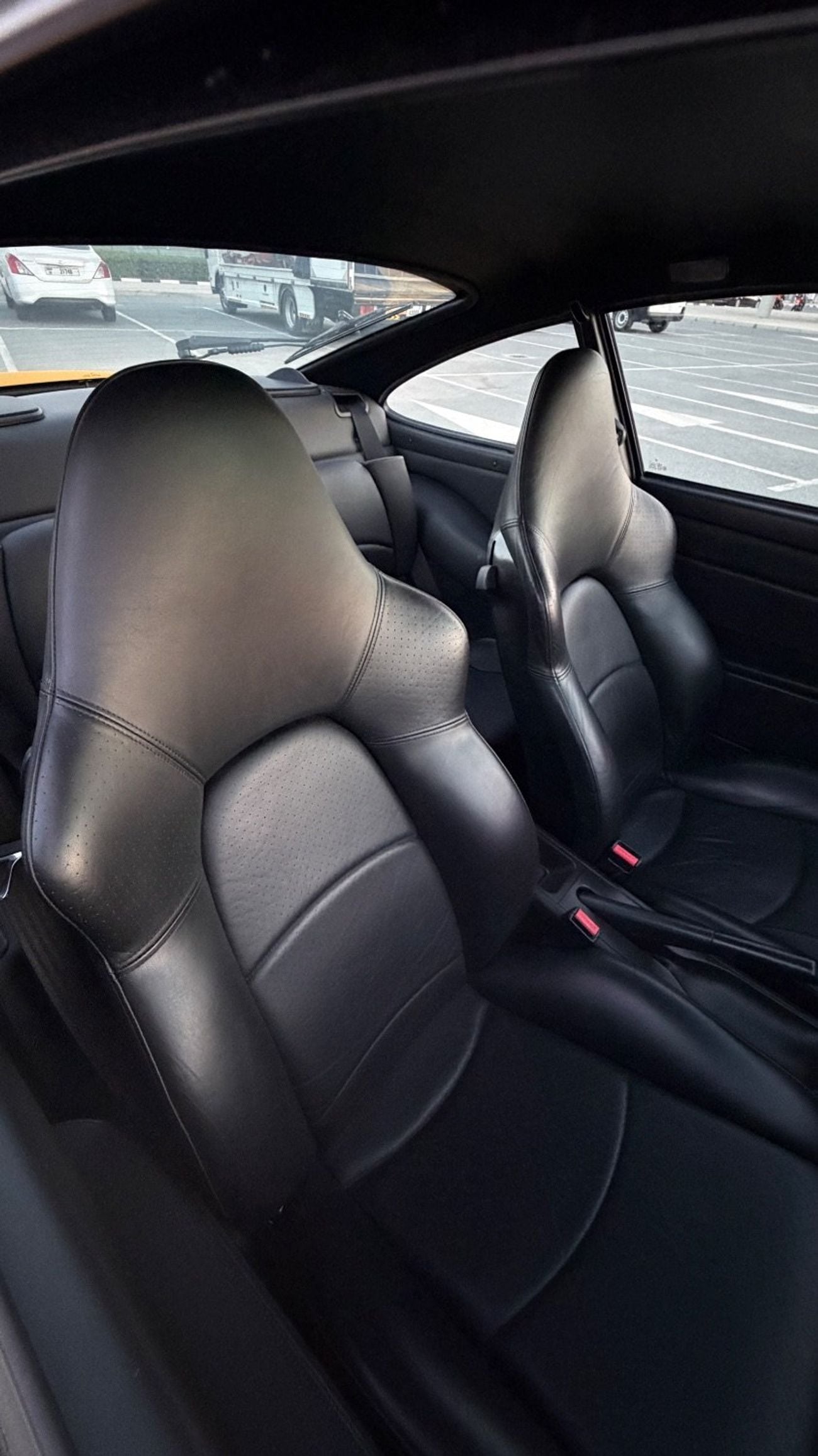Porsche 911 CARRERA