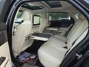 Jaguar XJ 50 - LWB Jaguar XJ 50 / 2019 V6 3.0L GCC Specs | Orginal paint | Accidrnt free | 2Keys | Perfect condition
