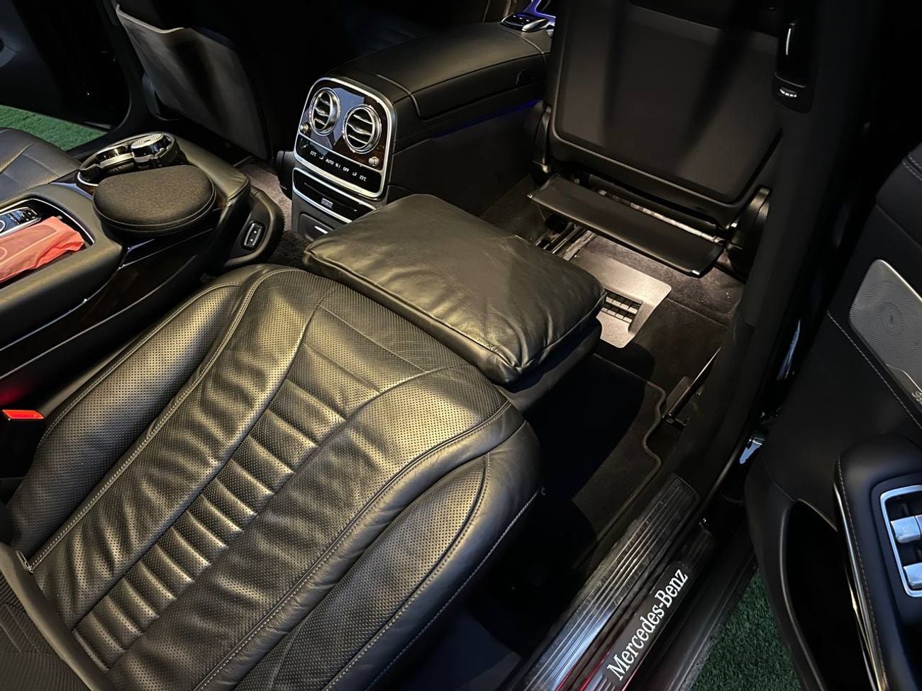 Mercedes Benz S560 L 4MATIC Mercedes-Benz S 560 VIP 2019 – Korean Specs