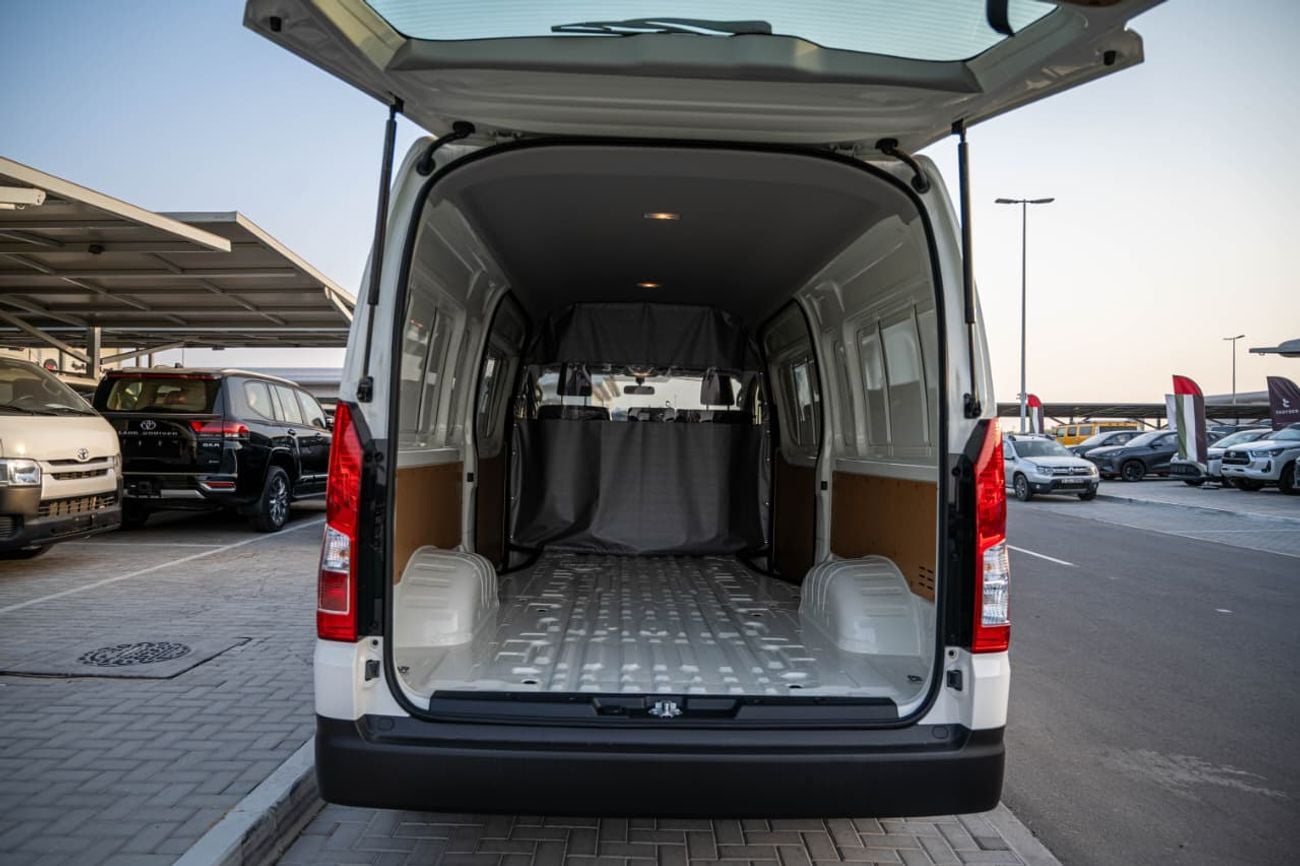 تويوتا هاياس DX 2.8L - 4 CYL - AUTOMATIC - DIESEL - VAN - REAR WHEEL DRIVER - HIGHROOF - 3 SEATS - 4 DOOR