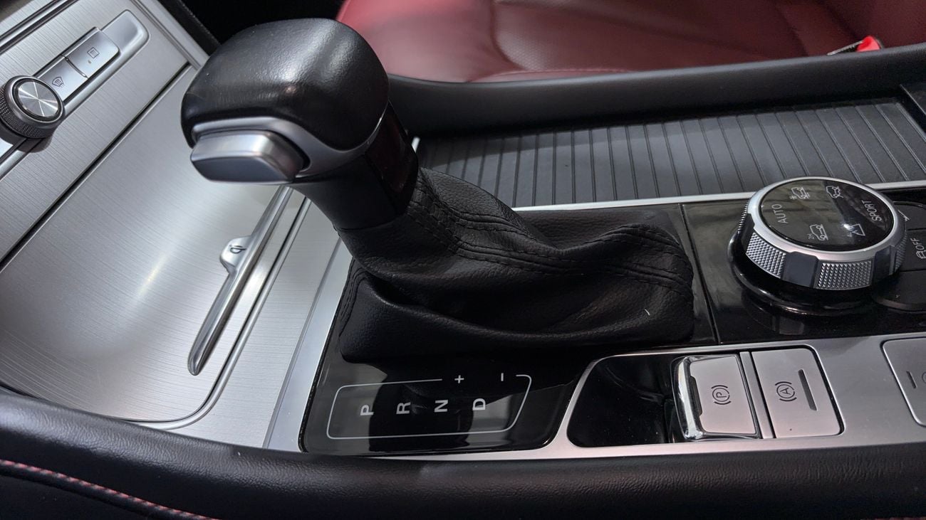 أم جي RX8 LUXURY كارس24 هي سوق ضخم للسيارات المستعملة موثوق ومضمون ٪كارس24 هي سوق ضخم للسيارات المستعملة موثوق ومضمون