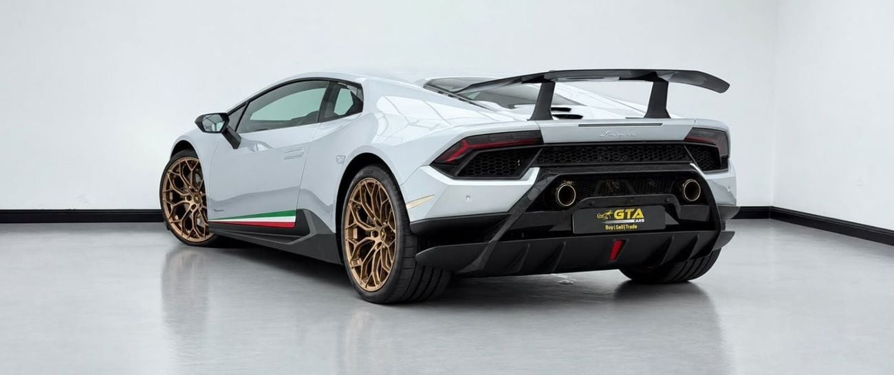 لامبورغيني هوراكان PERFORMANTE