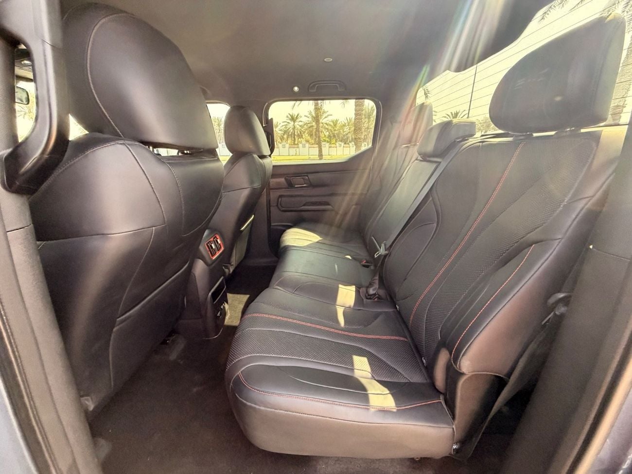 BYD Shark 6