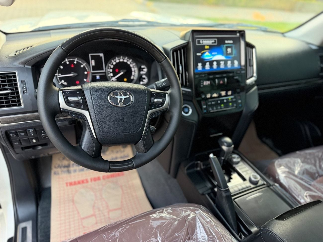 Toyota Land Cruiser GXR Grandturing V8