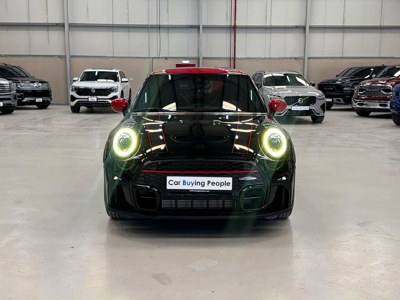 MINI Cooper 1,350PM Zero Down Avaialble John Works GCC Specs