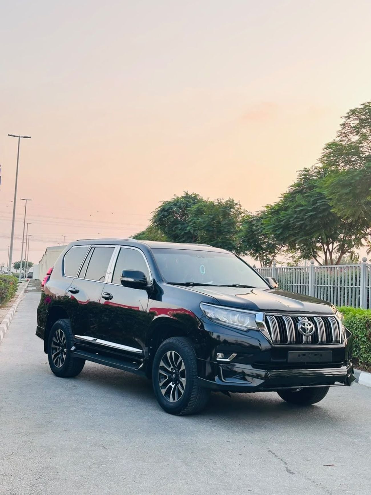 Toyota Prado VXR 2016model Modified 2024 2.7L v4 petrol Engine Colour Black Transmission Automatic Interior Brown Sun