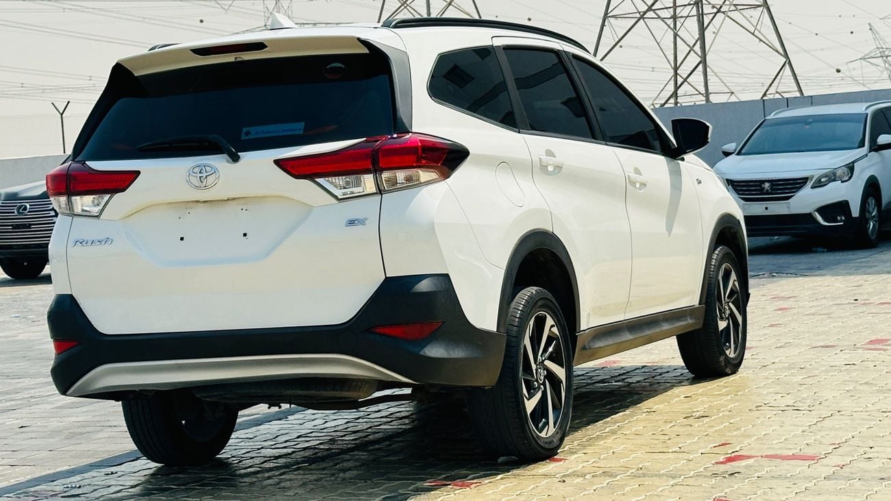 Toyota Rush EX