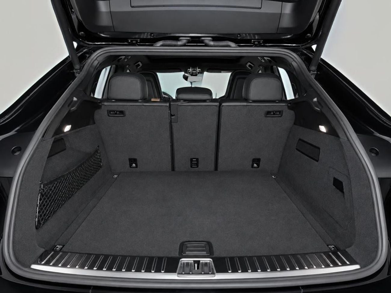 Porsche Cayenne PLATINUM EDITION 2023 | AED 4561/Month | 0 DP | 30 Day Return | Warranty | Service History