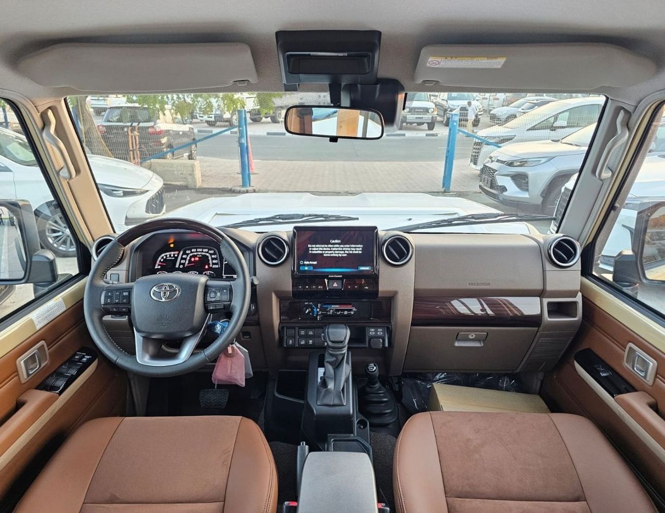 Toyota Land Cruiser 70 TOYOTA LANDCRUISER LC76 HARDTOP 5DOOR LX Z1 || 2.8L DIESEL V4 A/T 4WD | RADAR | WINCH ,SNORKEL | FUL