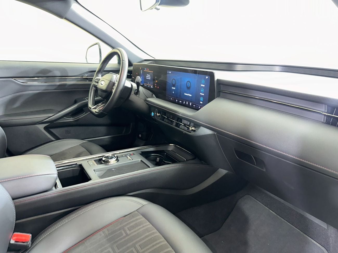 Ford Taurus AMBIENTE TPC2223 / AL TAYER MOTORS/ AL QOUZ SHOWROOM