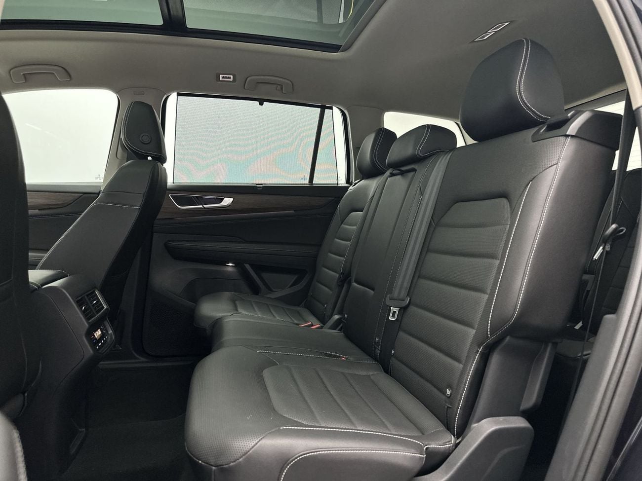 Volkswagen Teramont COMFORTLINE Facelift 2.0L | Ex-Demo Car | Luxury 7-Seater | Leather Interior