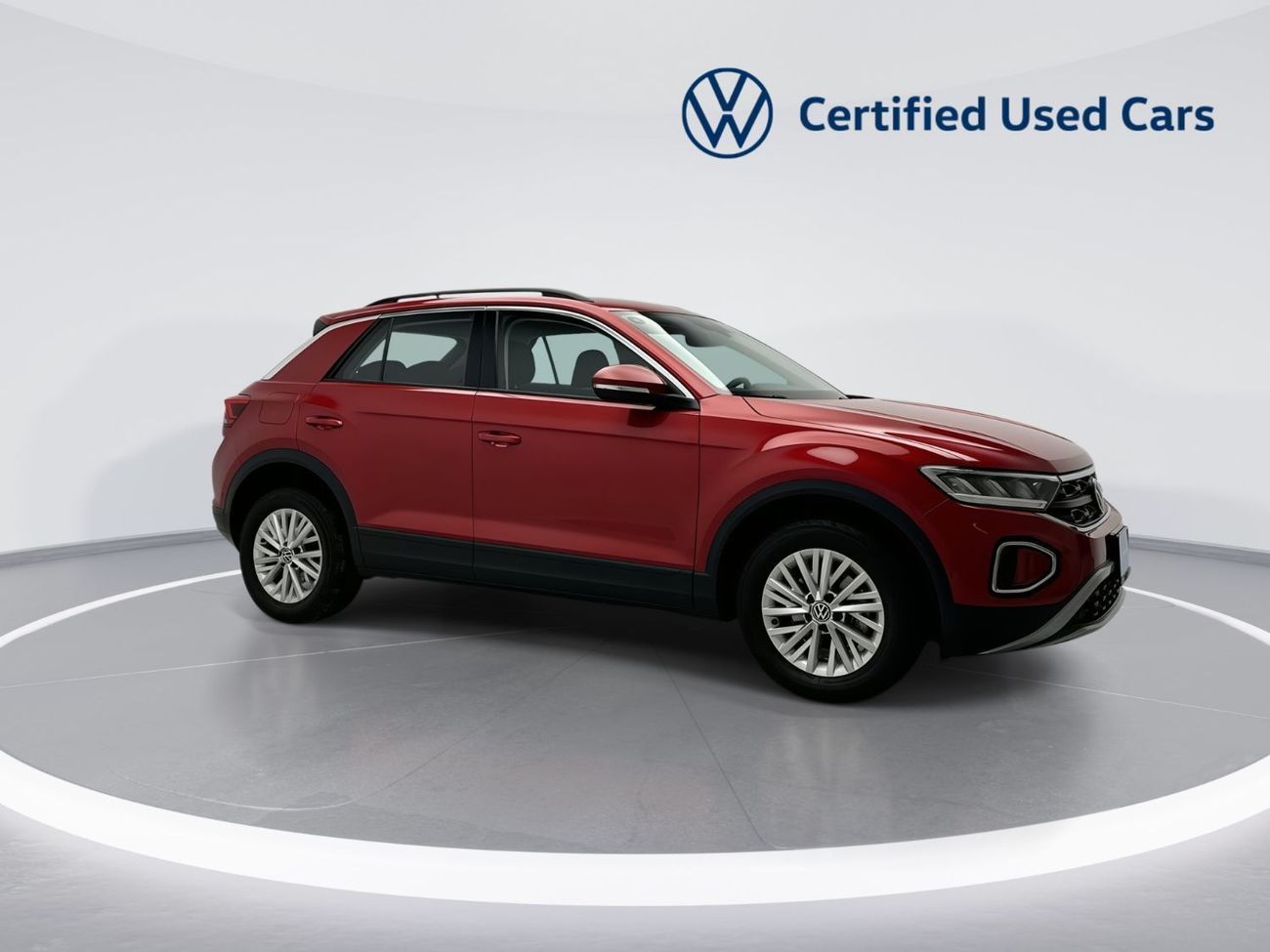 فولكس واجن T ROC LIFE with Camera 1.4L | LED Headlights & Smart Park Assist | GCC Specs