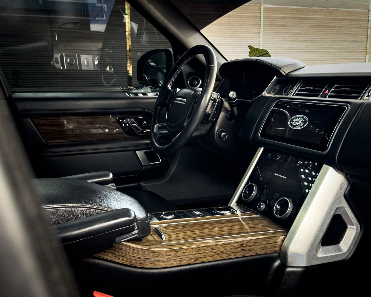 Land Rover Range Rover HSE Land Rover Range Rover 2019 GCC specs