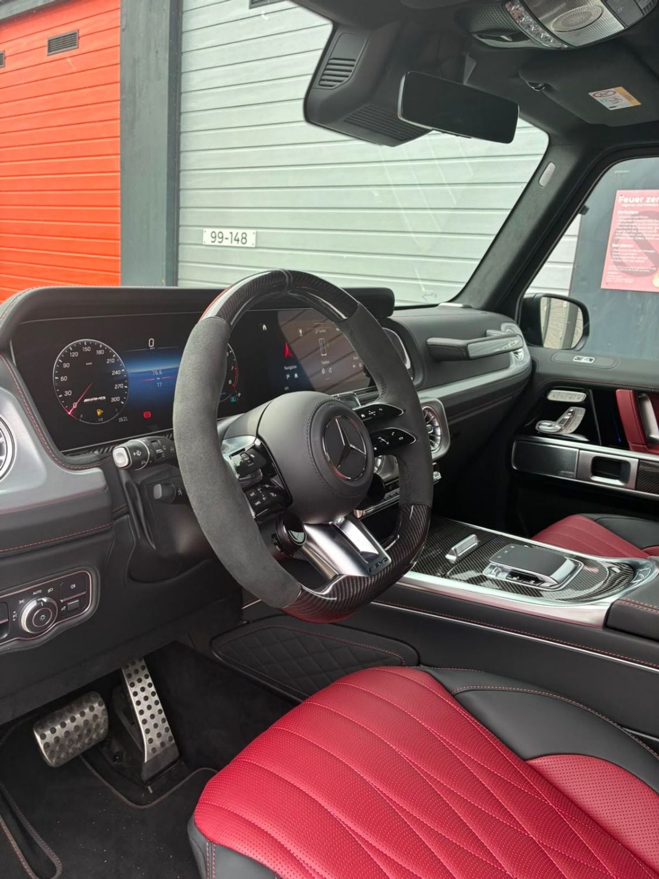Mercedes Benz G63 AMG STANDARD
