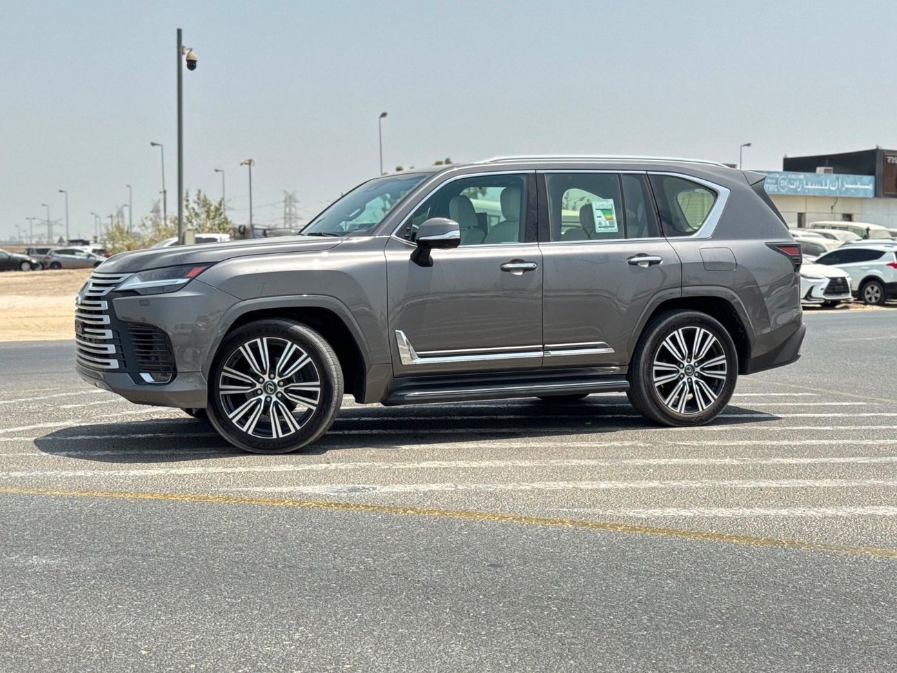 لكزس LX 700h SIGNATURE AUTOPARK 26/25