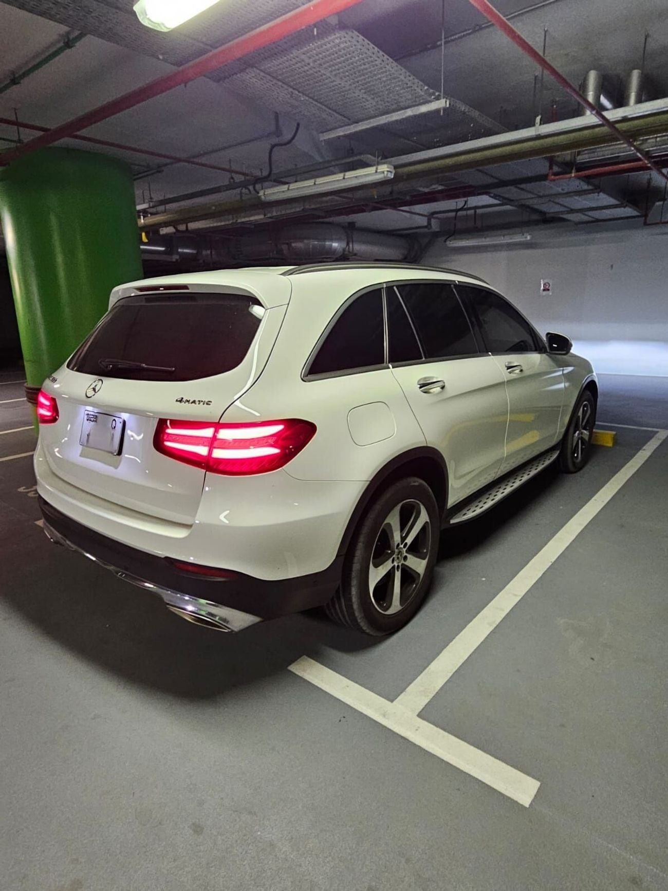 مرسيدس بنز GLC 300 E 4MATIC PREMIUM
