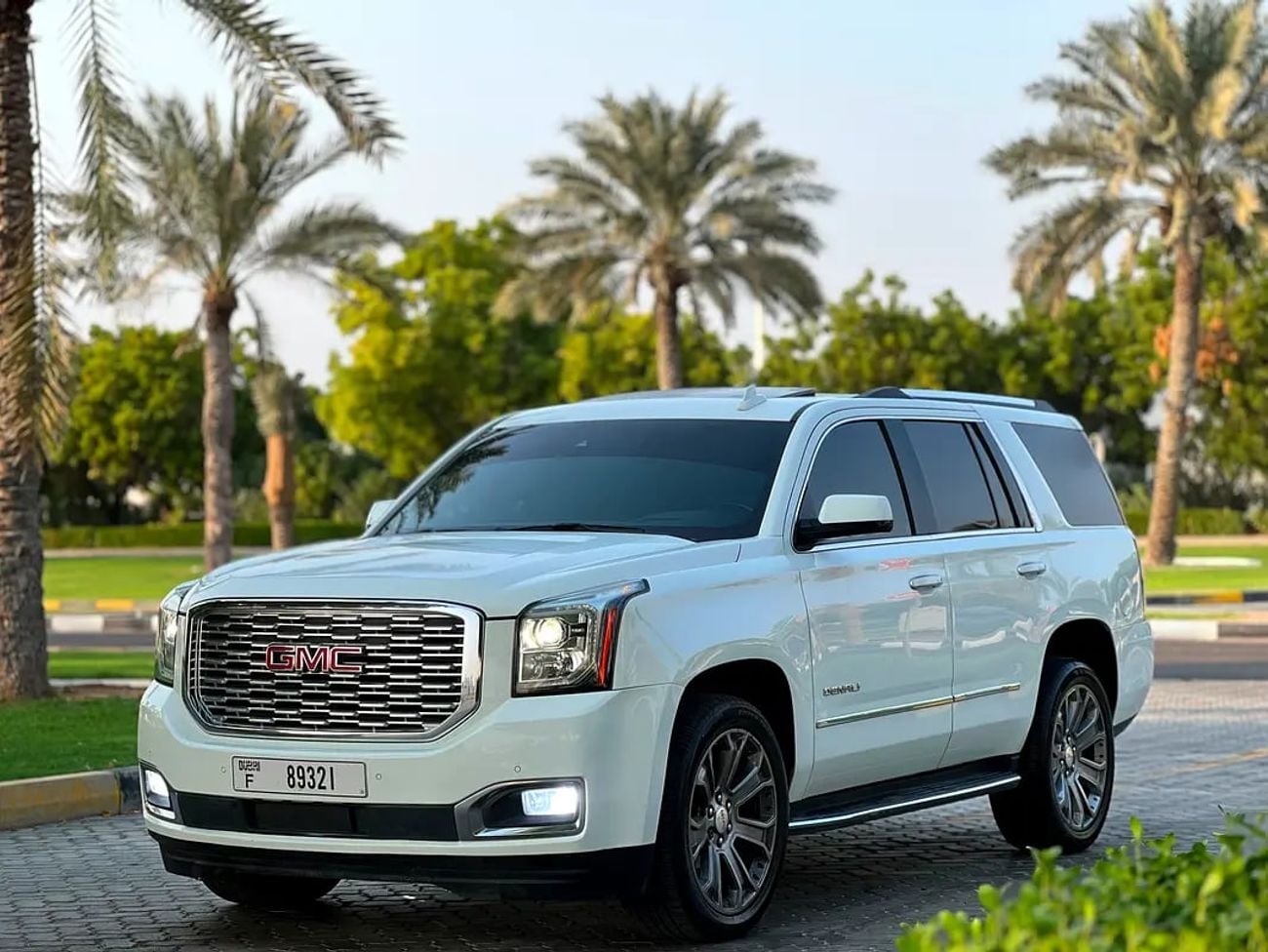 GMC Yukon DENALI - American Specs