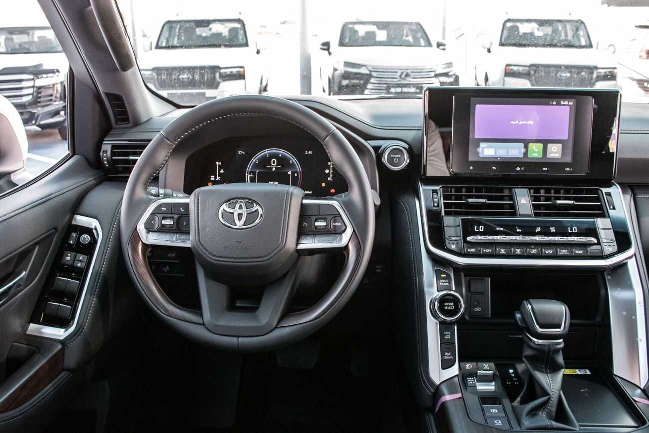تويوتا لاند كروزر GXR TOYOTA LANDCRUSIER GXR HYBRIID 3.5L TWINTURBO