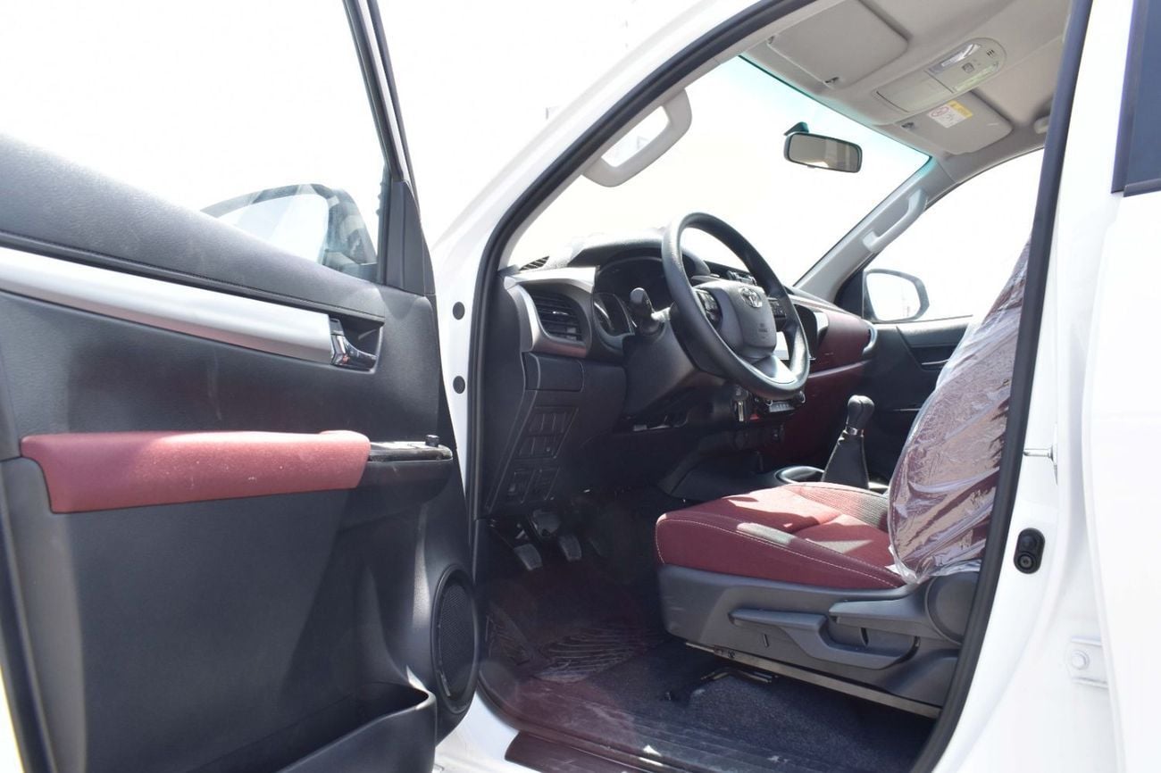 Toyota Hilux SGLX 2025 MODEL:TOYOTA-HILUX 4X4 2.7 MT DC DISPLAY AUDIO AUTO & RR AC, W/O BEDLINER MATERIAL CODE: