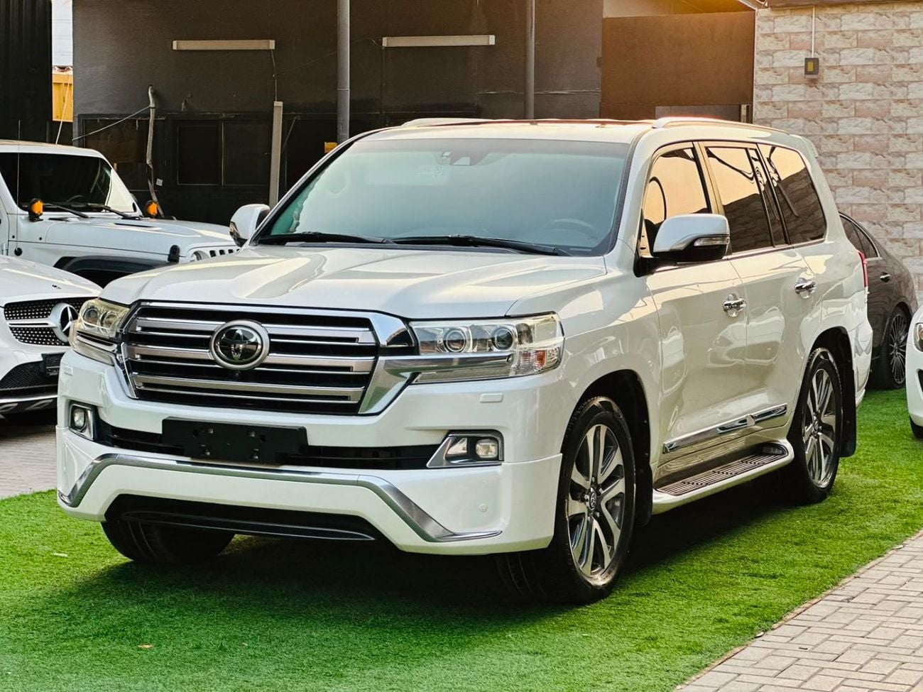 Toyota Land Cruiser VXR
