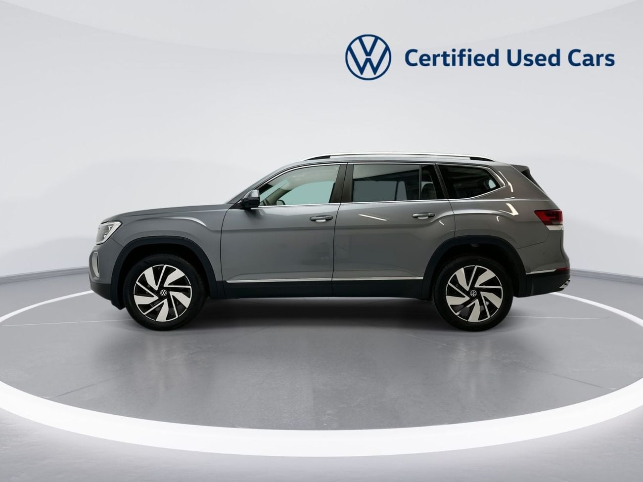 Volkswagen Teramont COMFORTLINE Teramont Comfortline Premium Leather 7-Seater SUV | Panoramic Sunroof | Desert Comfort Ready