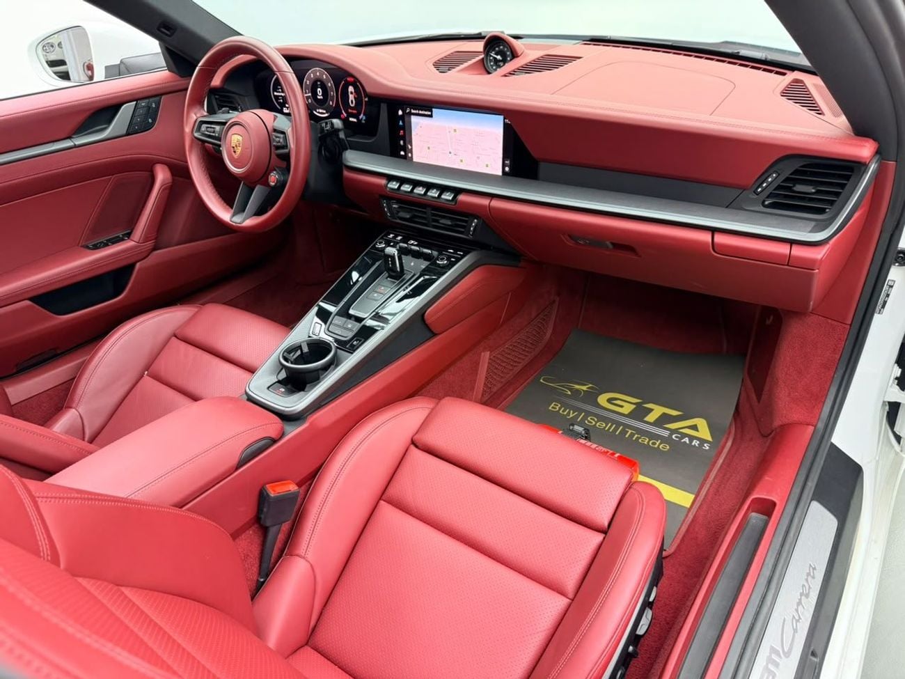 بورش 911 CARRERA بورش 911 كاريرا موديل 2025، ضمان بورش ساري حتى 2026، سجل صيانة كامل لدى بورش، عداد كيلومترات منخفض ج