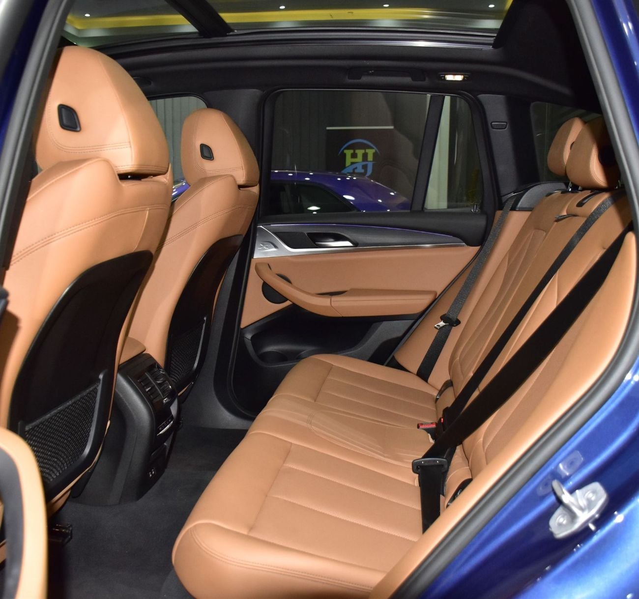 BMW X3 XDRIVE 30i EXCLUSIVE EXCELLENT DEAL for our BMW X3 sDrive30i ( 2024 Model ) in Blue Color American Specs