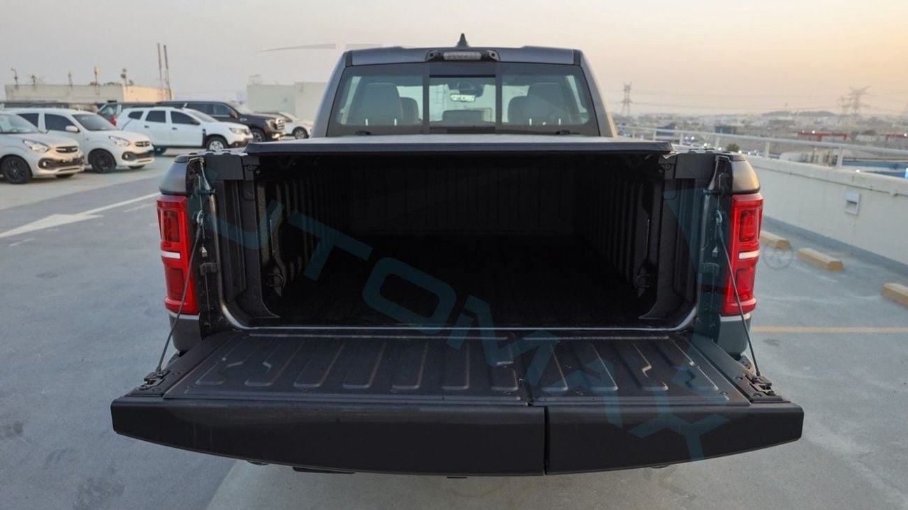 رام 1500 LIMITED 2026 Crew Cab eTorque V8 5.7L GCC 0Km 5 Years or 200,000 Km Warranty