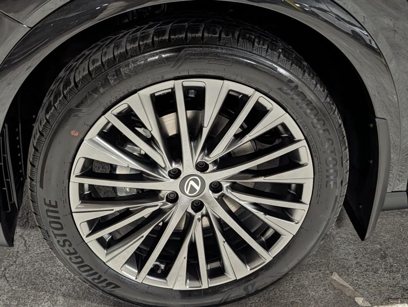 لكزس RX 350h بلاتينيوم Hybrid