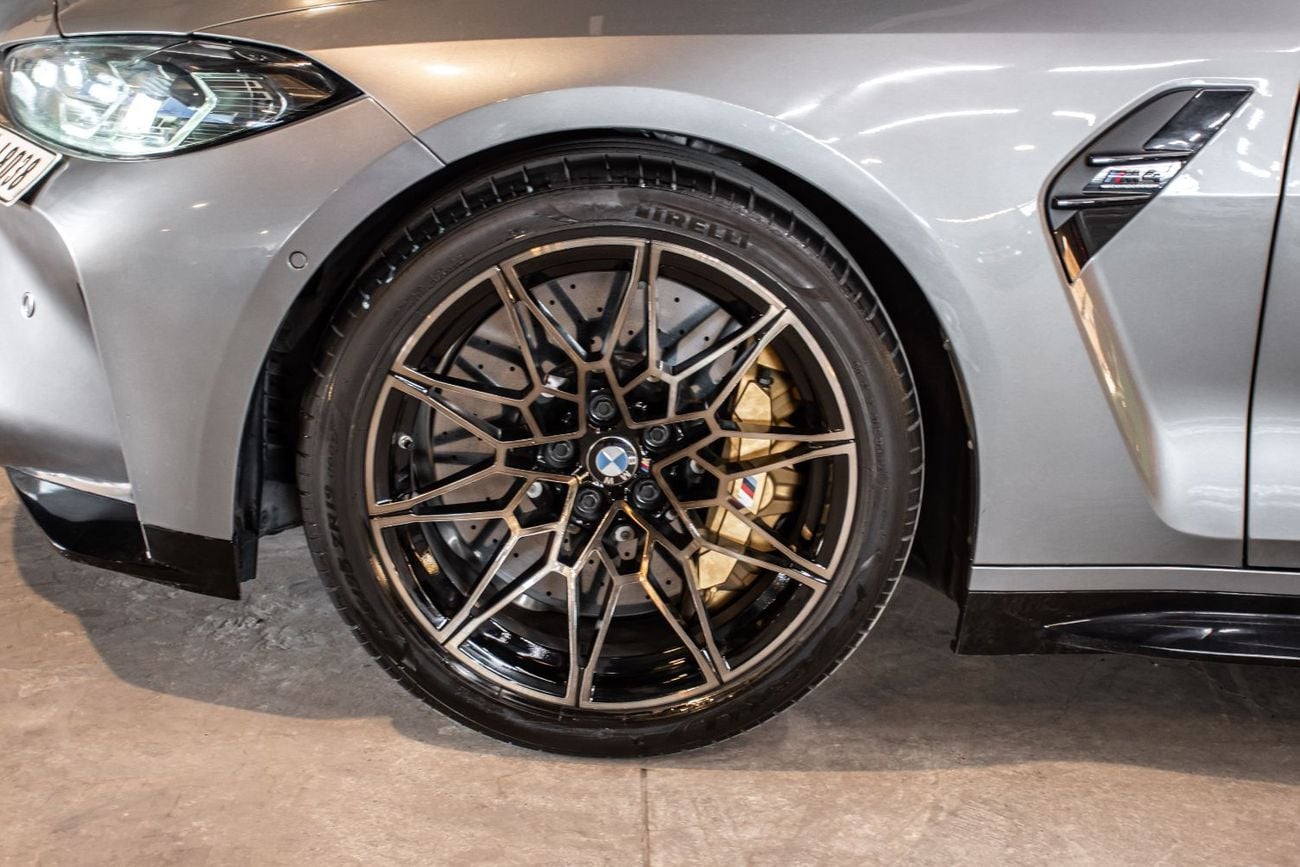 BMW M4 M COMPETITION