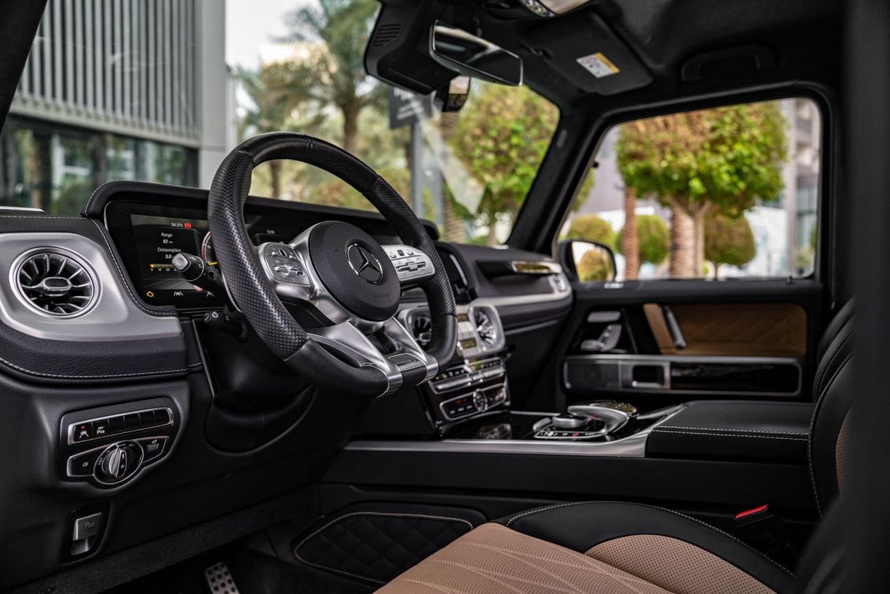 Mercedes Benz G63 AMG STANDARD Night package Clean title 2 keys original paint no accident Completely serviced and ready to go