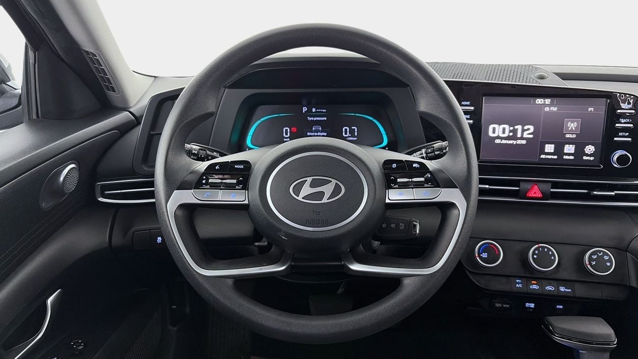 Hyundai Elantra SMART | Guaranteed Warranty | 0 Down Payment