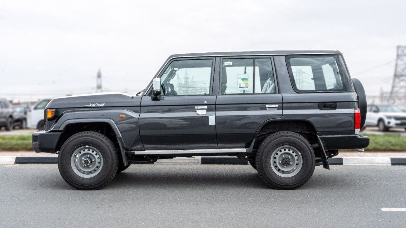Toyota Land Cruiser 70 LC76 HT VXR Toyota Land Cruiser 4.0L MT Petrol (Grey-Brown) Basic
