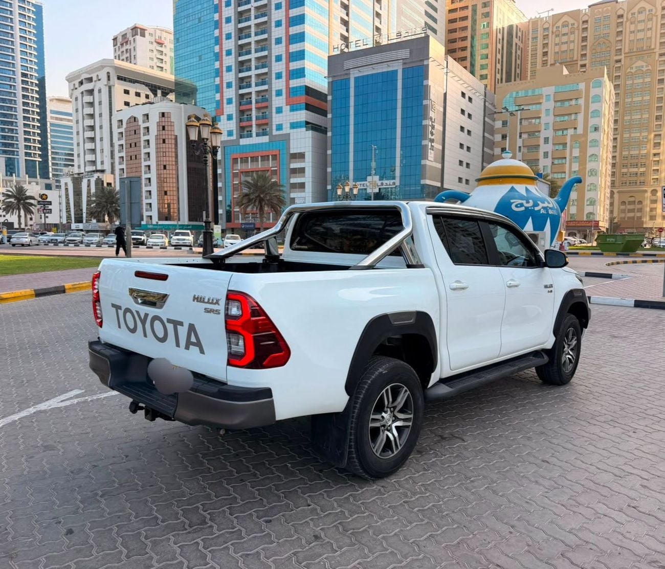 Toyota Hilux GLX Toyota Hilux 2018Model 2.8 Diesel 4x4 Manual gear colour white interior black leather seats Electric