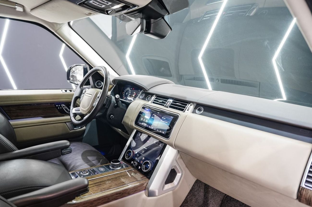 Land Rover Range Rover VOGUE SE LWB 2019 Range Rover Vogue SE Supercharged LWB, Advanced Driver Assistance Pack, Panoramic Roof, GCC Spe