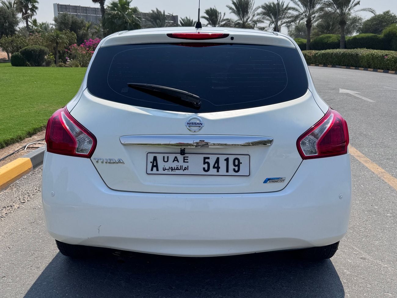 Nissan Tiida S