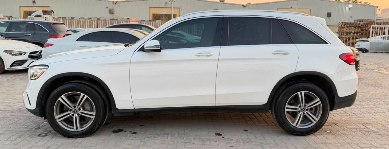 Mercedes Benz GLC 300 STANDARD