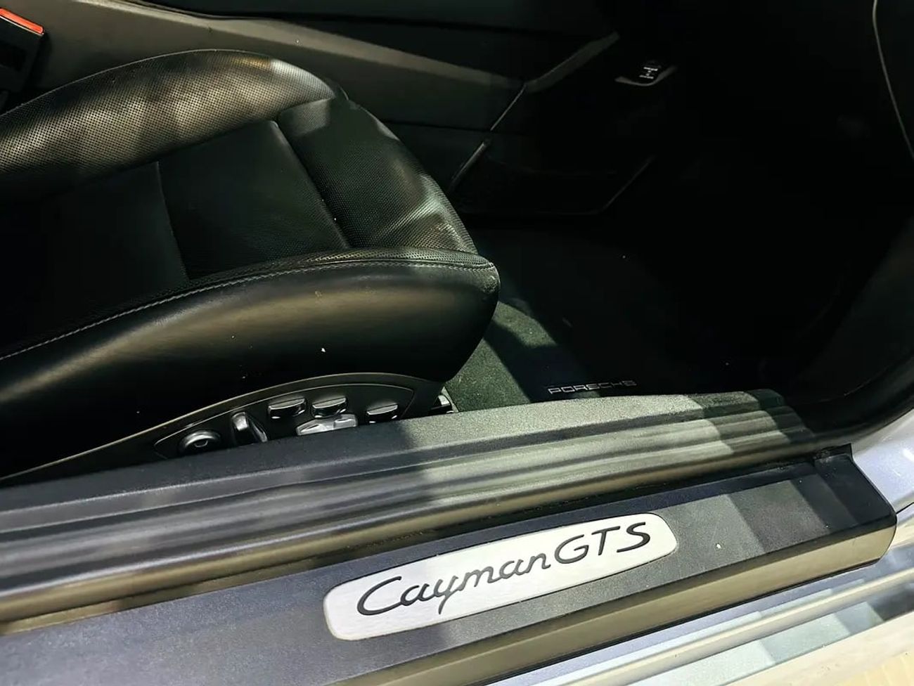Porsche Cayman GTS